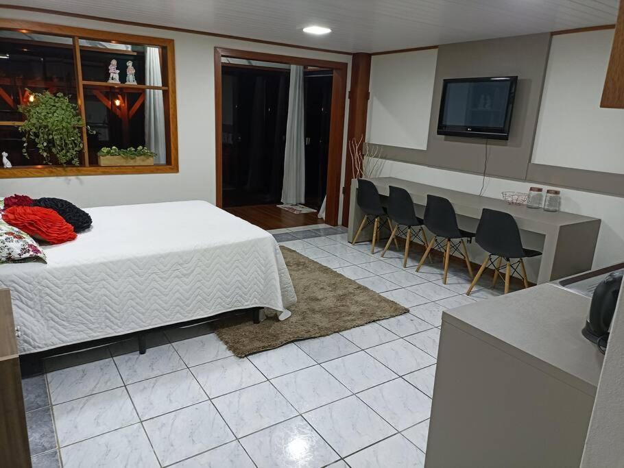 Familia A1 Apartment